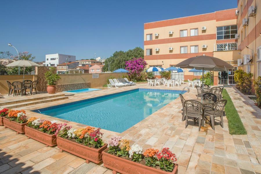 Itapetinga Hotel Atibaia Kültér fotó
